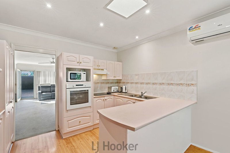 Photo - 5/29-33 Wilsons Road, Mount Hutton NSW 2290 - Image 3