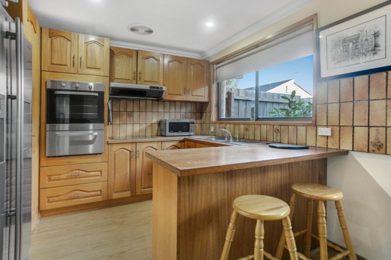 Photo - 5/29 Cricklewood Avenue, Frankston VIC 3199 - Image 2