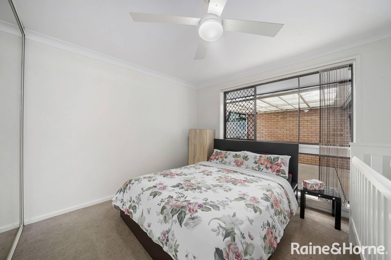 Photo - 5/29 Currawong Street, Ingleburn NSW 2565 - Image 4