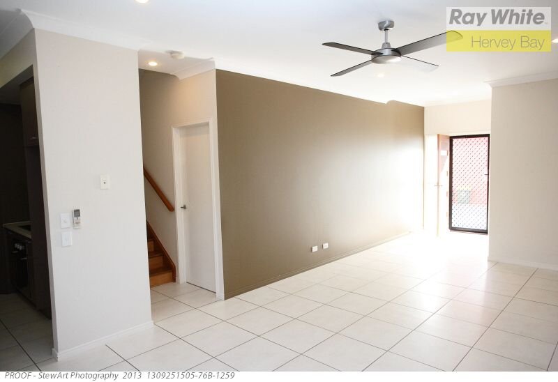 Photo - 5/29 Tavistock Street, Torquay QLD 4655 - Image 6