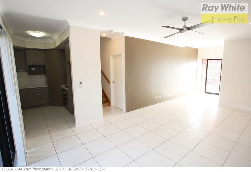 Photo - 5/29 Tavistock Street, Torquay QLD 4655 - Image 7