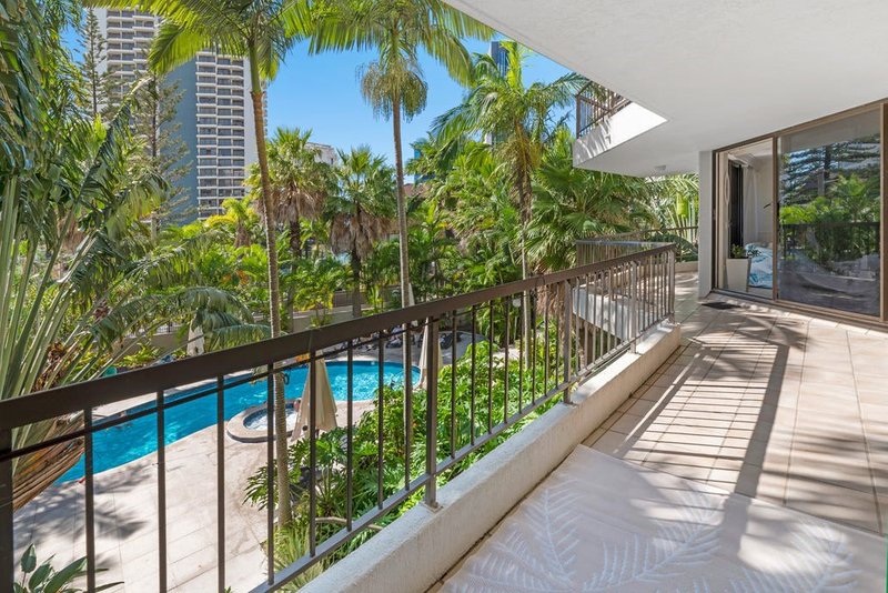 Photo - 5/2981 Surfers Paradise Boulevard, Surfers Paradise QLD 4217 - Image 14