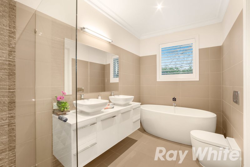 Photo - 52A Banool Road, Balwyn VIC 3103 - Image 5