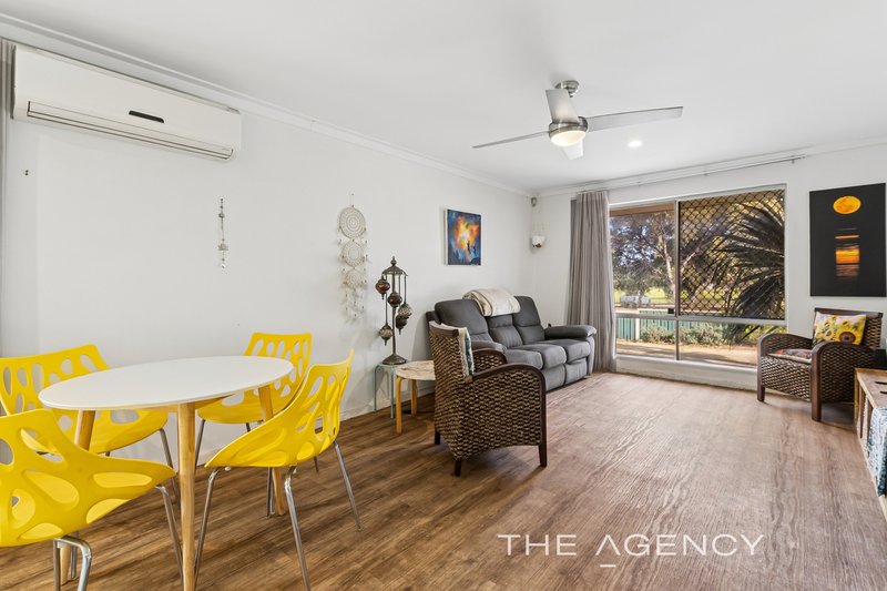 Photo - 52A Blackmore Avenue, Girrawheen WA 6064 - Image 4