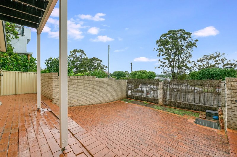 Photo - 5/2A Collins Street, St Marys NSW 2760 - Image 4