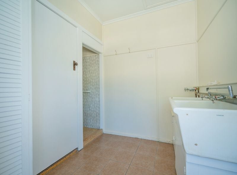 Photo - 52A Gostwyck Street, Newtown QLD 4350 - Image 6