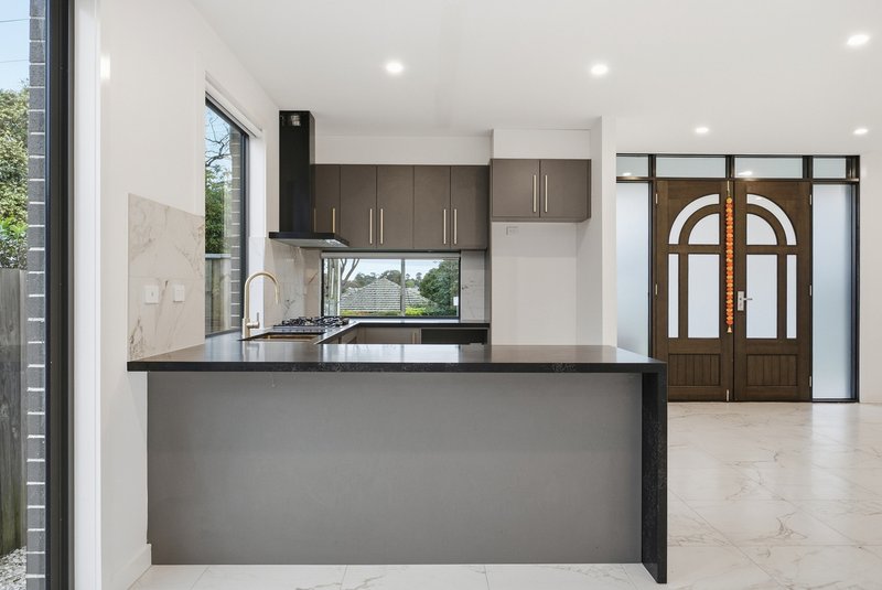 Photo - 52a Warrandyte Road, Ringwood VIC 3134 - Image 3
