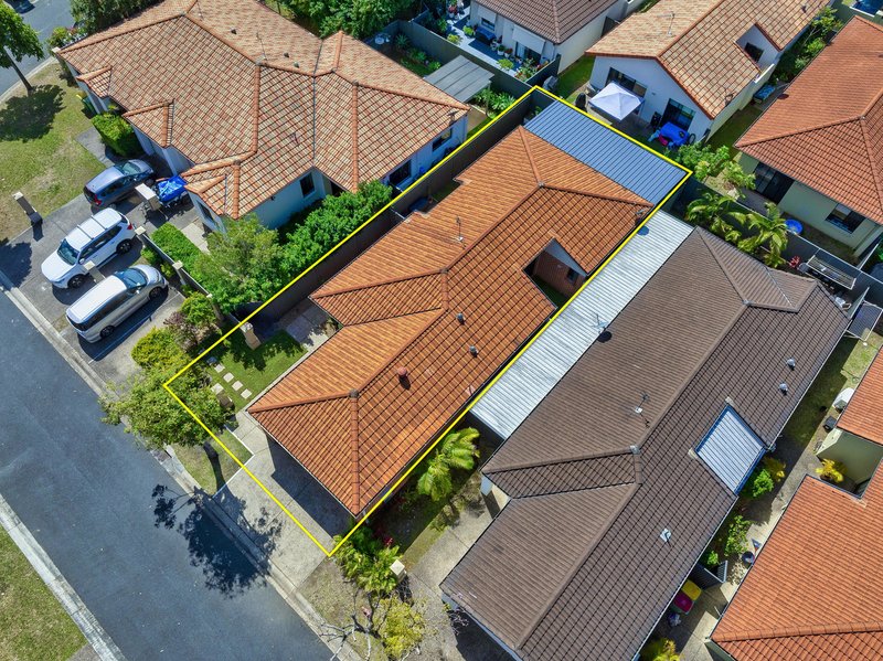 Photo - 52a/64 Gilston Road, Nerang QLD 4211 - Image 18