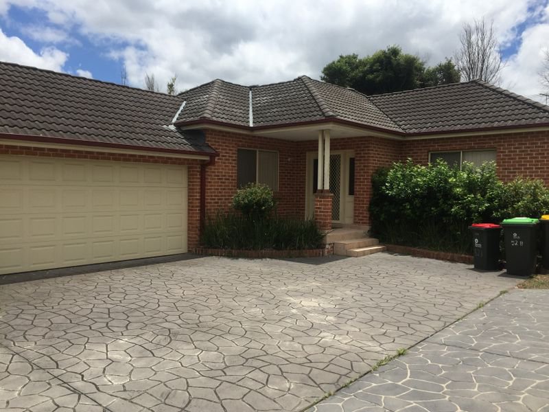 52B Clarendon Road, Peakhurst NSW 2210