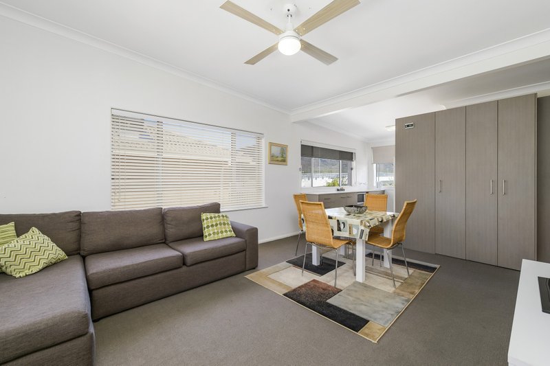 Photo - 5/3-5 Bridge Street, North Haven NSW 2443 - Image 3