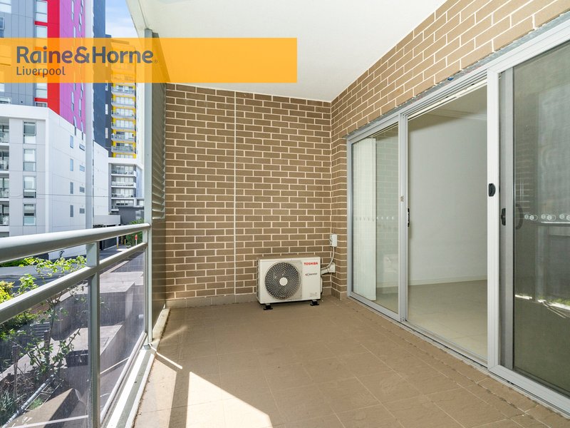 Photo - 5/3-5 Browne Parade, Warwick Farm NSW 2170 - Image 6