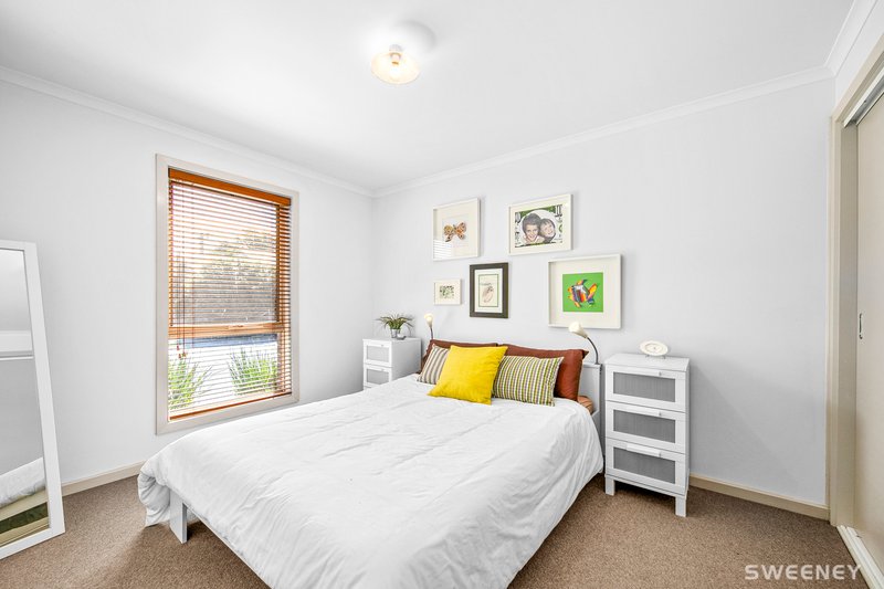 Photo - 5/3-7 Hook Street, Altona Meadows VIC 3028 - Image 5