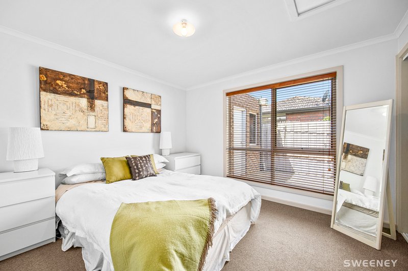 Photo - 5/3-7 Hook Street, Altona Meadows VIC 3028 - Image 7