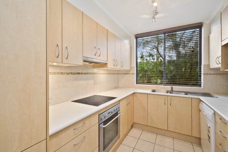 Photo - 5/3-7 Mactier Street, Narrabeen NSW 2101 - Image 3