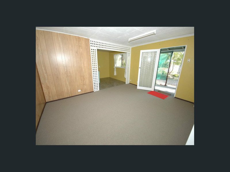 Photo - 53-71 Hayes Avenue, Camira QLD 4300 - Image 7