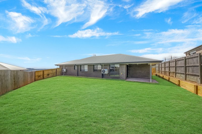 Photo - 53 Adelaide Street, Cranley QLD 4350 - Image 12