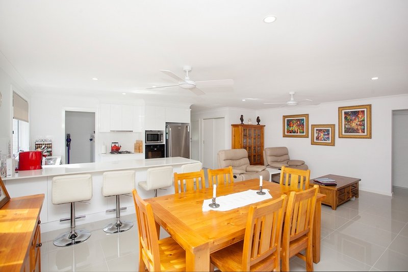 Photo - 53 Albatross Way, Old Bar NSW 2430 - Image 6