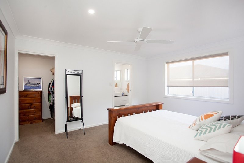 Photo - 53 Albatross Way, Old Bar NSW 2430 - Image 12