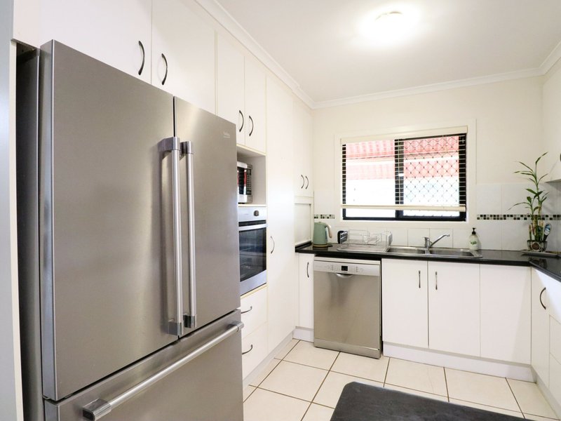 Photo - 53 Alexander Street, Surat QLD 4417 - Image 9