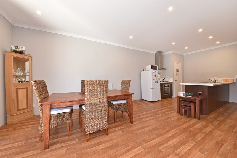 Photo - 53 Aviator Boulevard, Clarkson WA 6030 - Image 13