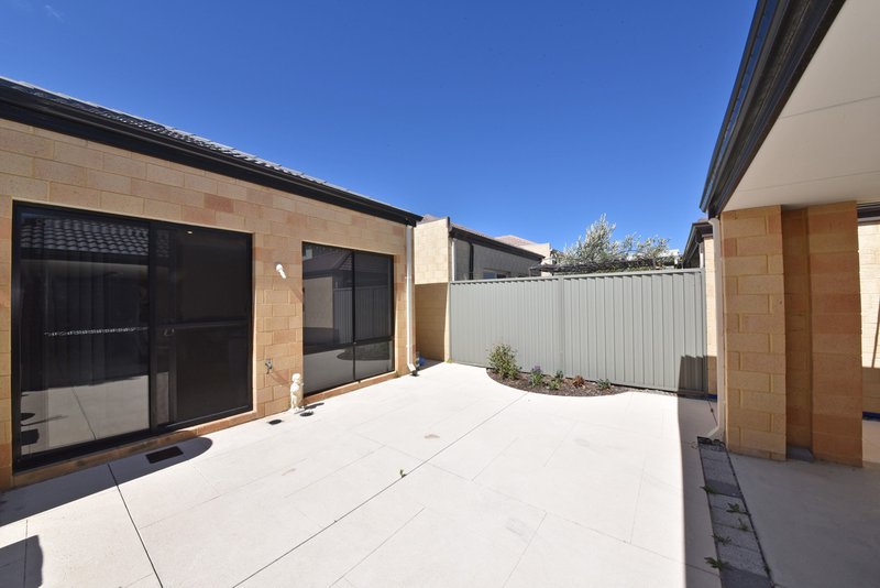 Photo - 53 Aviator Boulevard, Clarkson WA 6030 - Image 16