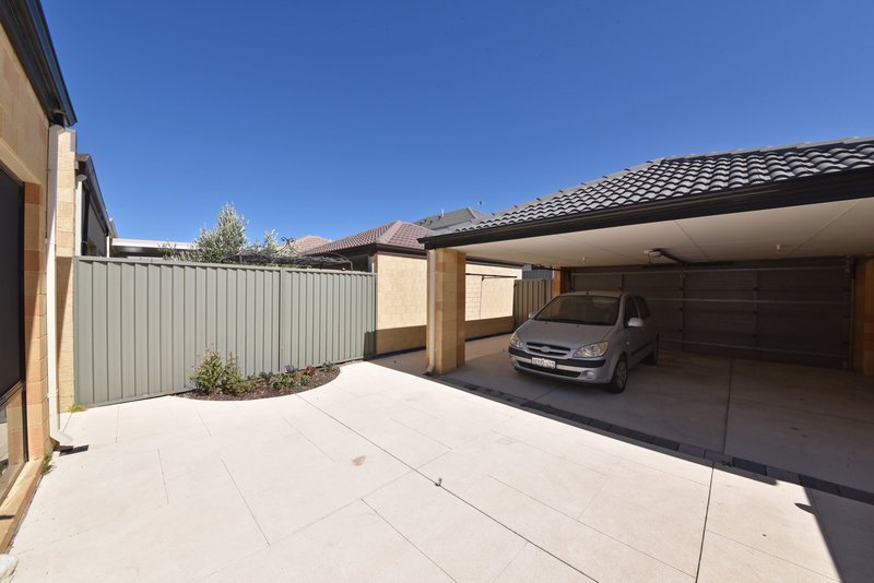 Photo - 53 Aviator Boulevard, Clarkson WA 6030 - Image 17