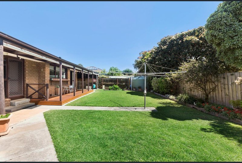 Photo - 53 Baggott Drive, Hoppers Crossing VIC 3029 - Image 4