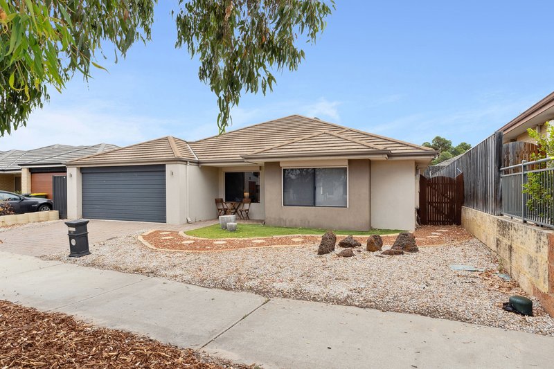 Photo - 53 Banrock Drive, Ellenbrook WA 6069 - Image 2