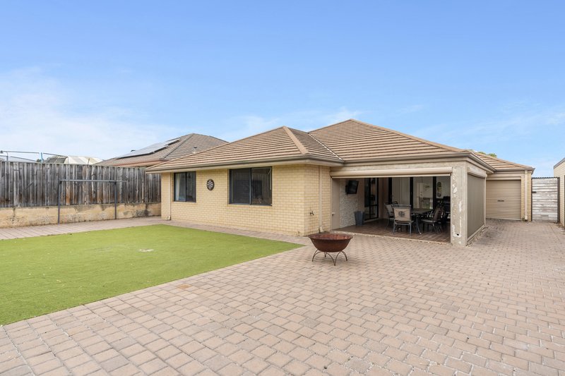 Photo - 53 Banrock Drive, Ellenbrook WA 6069 - Image 16