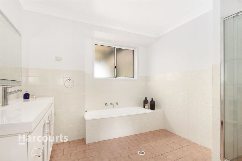 Photo - 53 Barcoo Circuit, Albion Park NSW 2527 - Image 7