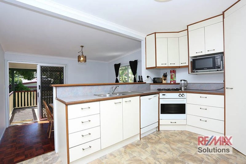 Photo - 53 Beattie Street, Kallangur QLD 4503 - Image 3