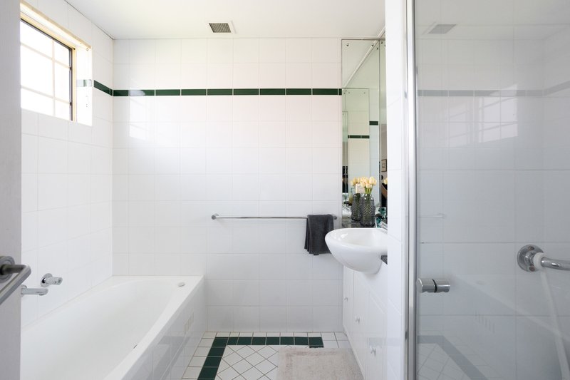 Photo - 5/3 Belmont Road, Mosman NSW 2088 - Image 8