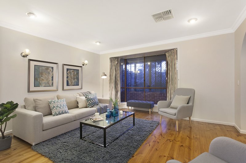 Photo - 53 Belsize Avenue, Carnegie VIC 3163 - Image 2