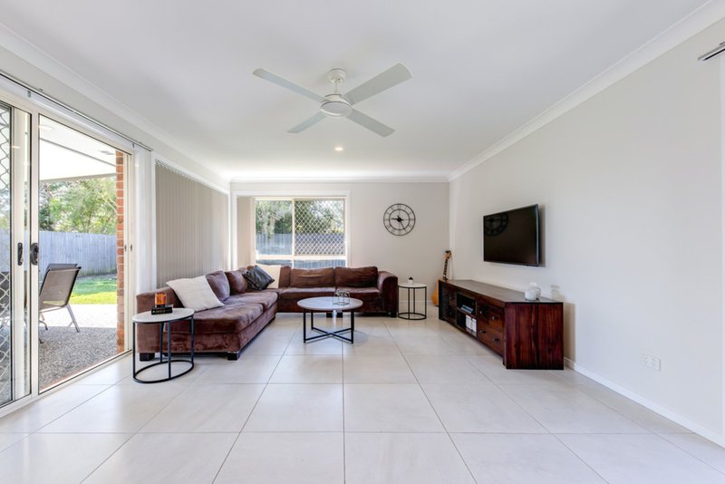 Photo - 53 Bernheid Crescent, Sippy Downs QLD 4556 - Image 3