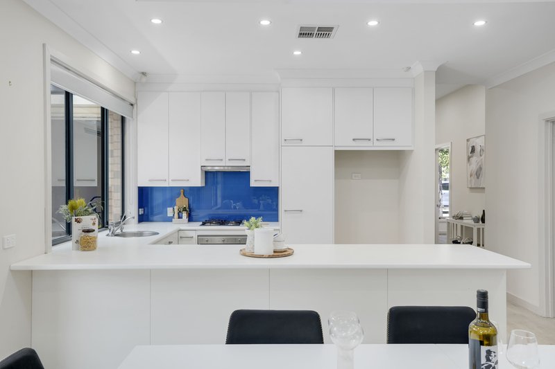 Photo - 53 Bimini Crescent, Mawson Lakes SA 5095 - Image 7