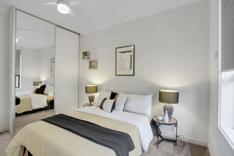 Photo - 53 Bimini Crescent, Mawson Lakes SA 5095 - Image 17