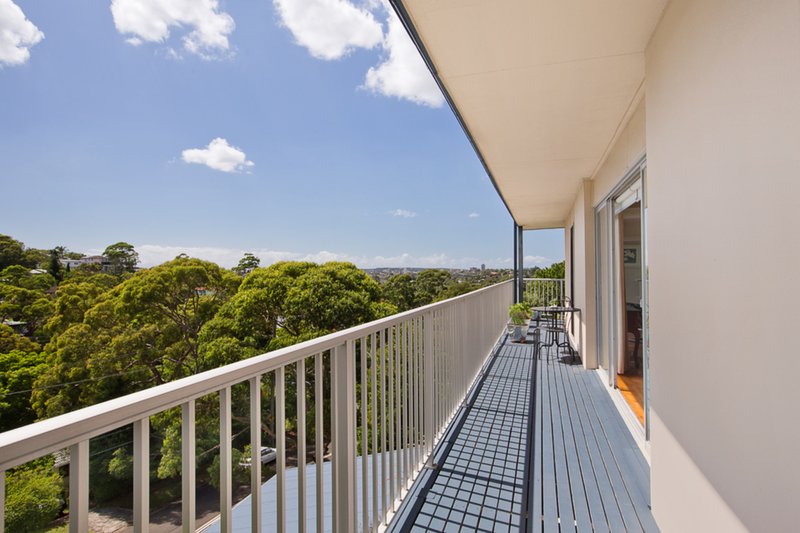 Photo - 53 Binalong Avenue, Allambie Heights NSW 2100 - Image 6