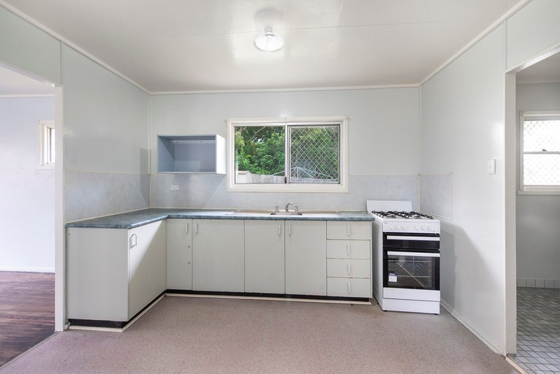 Photo - 53 Birun Street, Woodridge QLD 4114 - Image 13