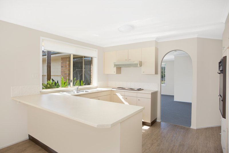 Photo - 53 Bondi Road, The Entrance North NSW 2261 - Image 5