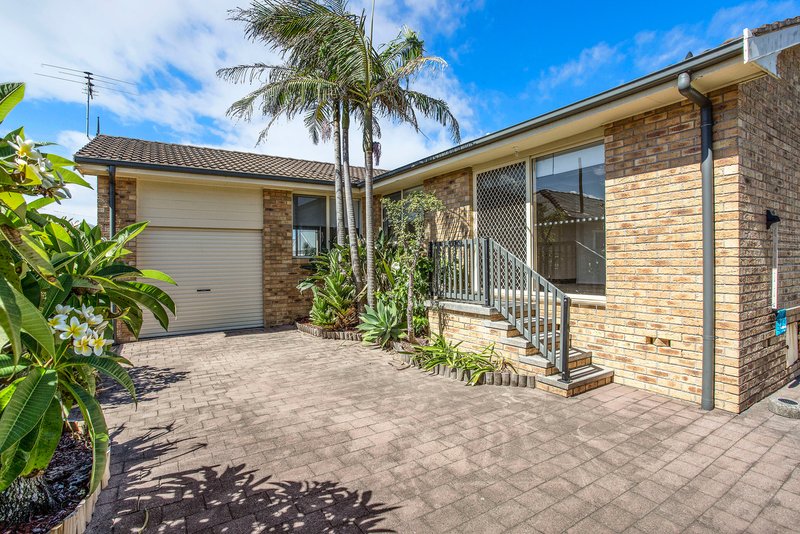 Photo - 53 Bondi Road, The Entrance North NSW 2261 - Image 7