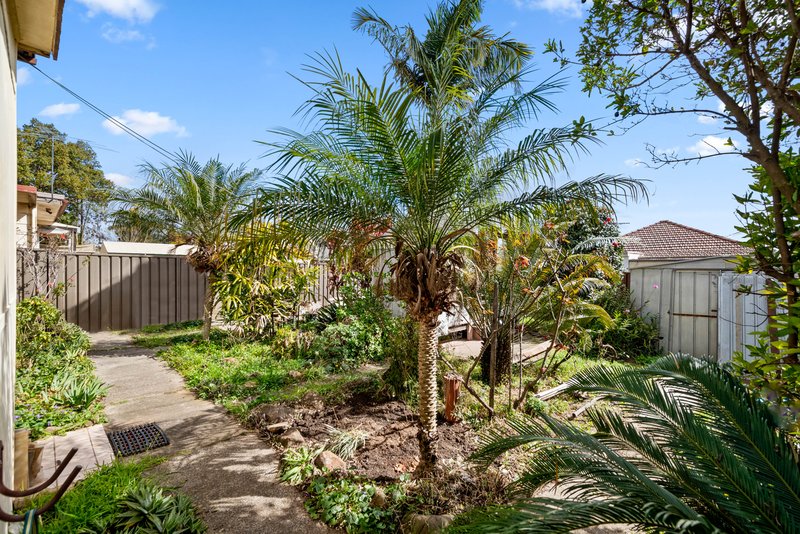 Photo - 53 Brenda Street, Ingleburn NSW 2565 - Image 10