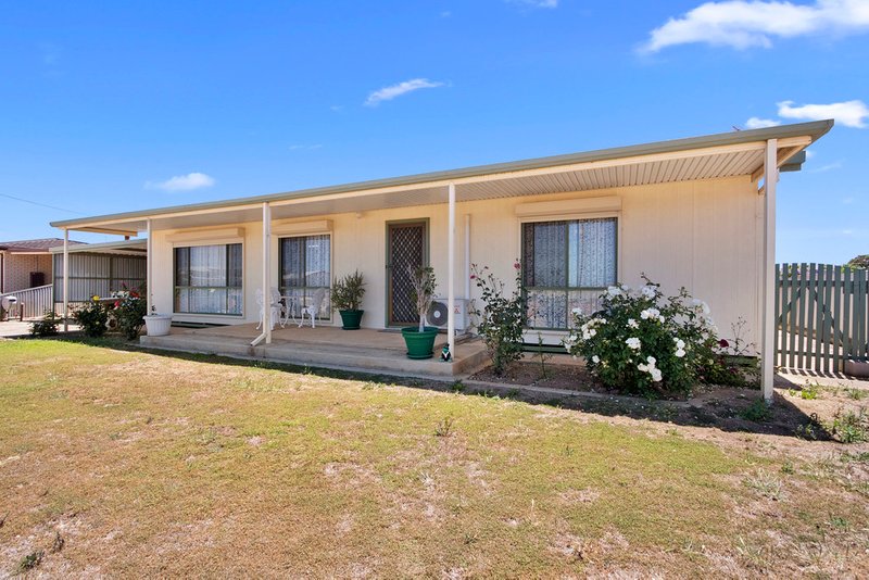 Photo - 53 Bridge Road, Ardrossan SA 5571 - Image 2