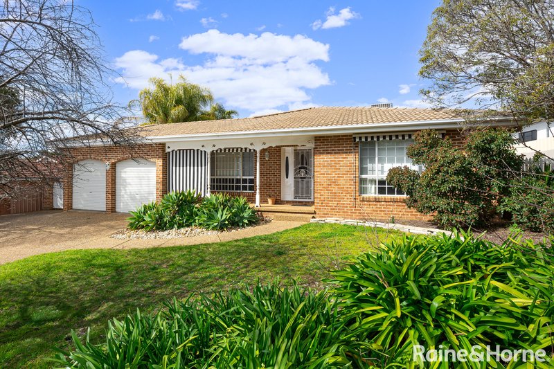 Photo - 53 Brooklyn Drive, Bourkelands NSW 2650 - Image 1