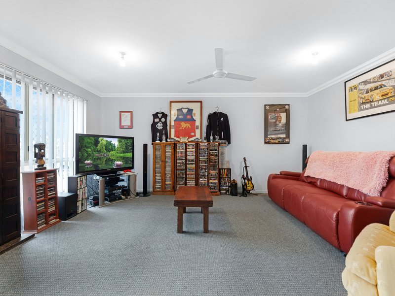 Photo - 53 Bunya Court, Eli Waters QLD 4655 - Image 2