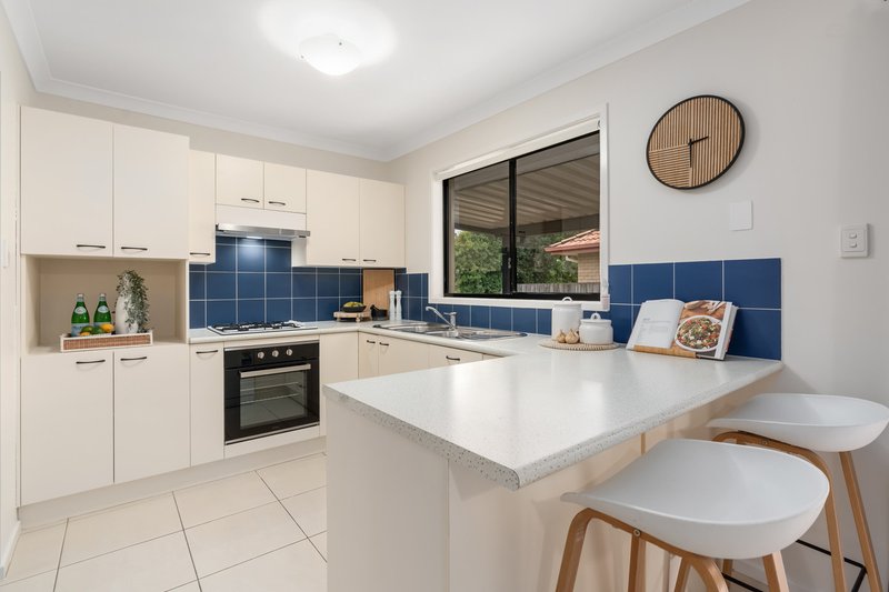 Photo - 53 Cambridge Crescent, Fitzgibbon QLD 4018 - Image 9