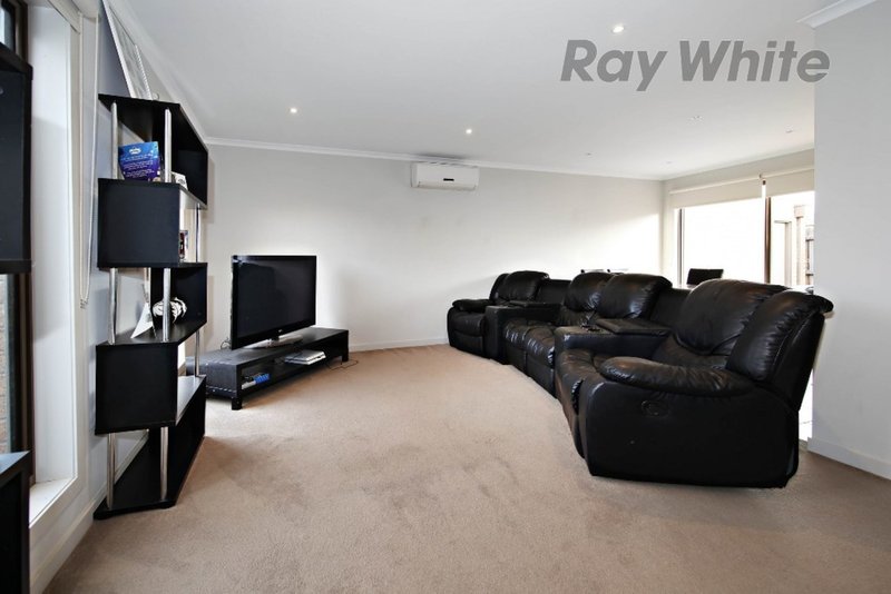 Photo - 5/3 Campaspe Way, Point Cook VIC 3030 - Image 4