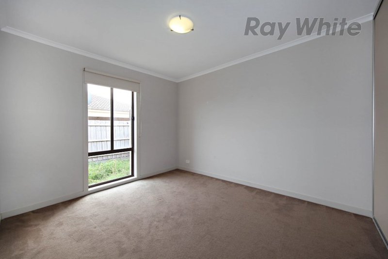 Photo - 5/3 Campaspe Way, Point Cook VIC 3030 - Image 7