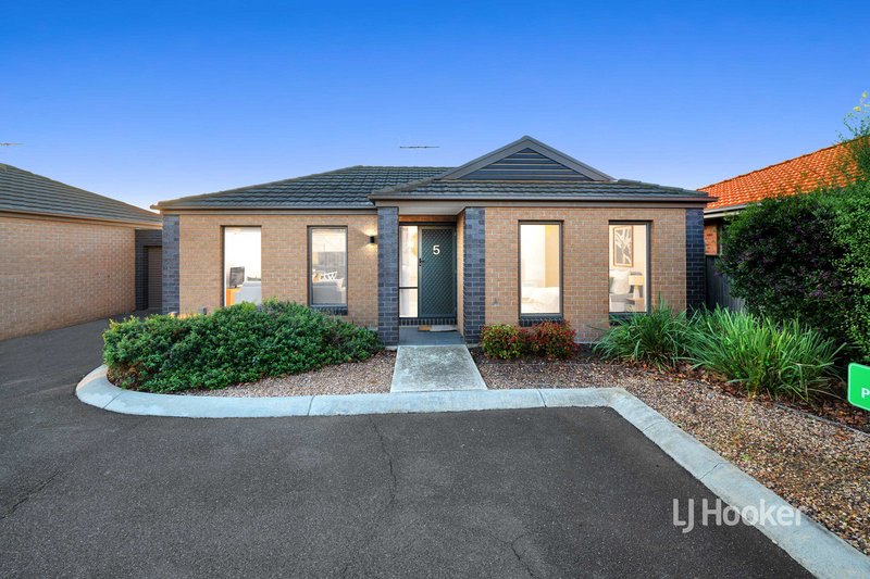 5/3 Campaspe Way, Point Cook VIC 3030