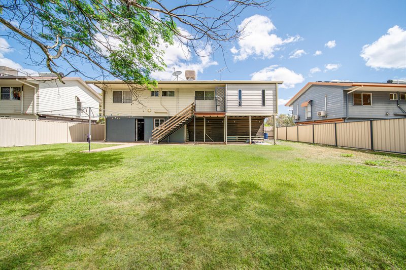 Photo - 53 Campbell Street, Emerald QLD 4720 - Image 16