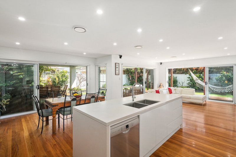 Photo - 53 Caravel Crescent, Shell Cove NSW 2529 - Image 3